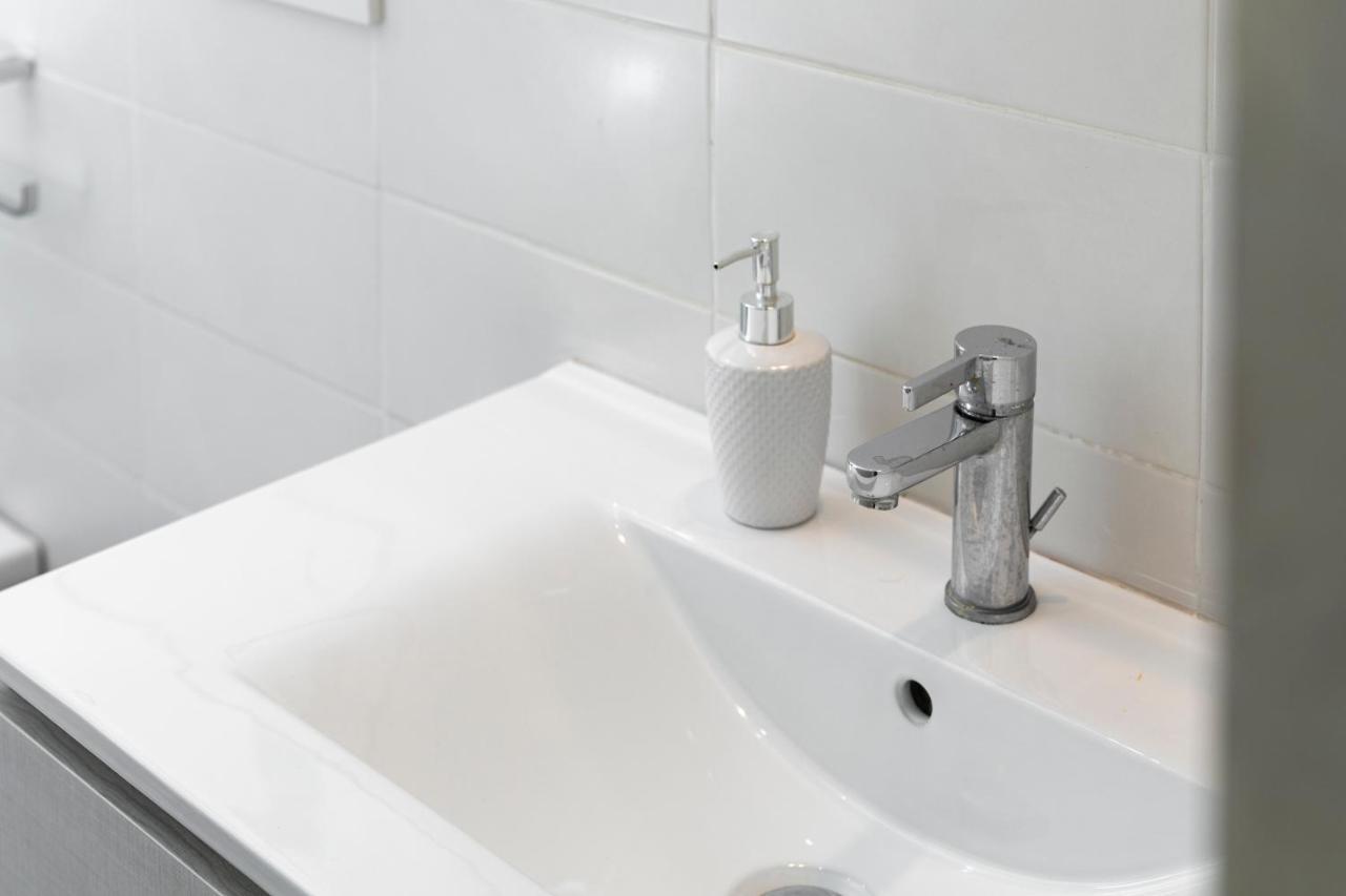 1 Bedroom Apartment With Cosy Backyard Close To Valletta Флоріана Екстер'єр фото